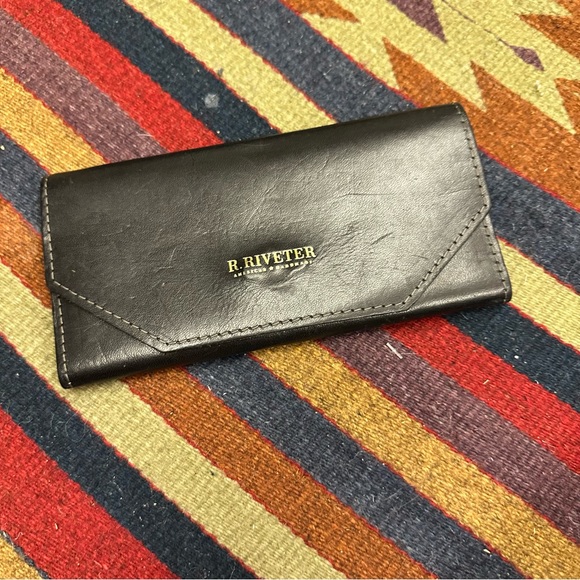 R. Riveter Bags R Riveter Black Leather Walletbillfoldpocketbook